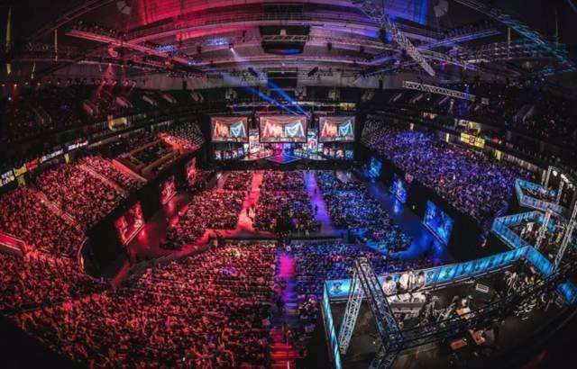 收与中场前 收与中场前